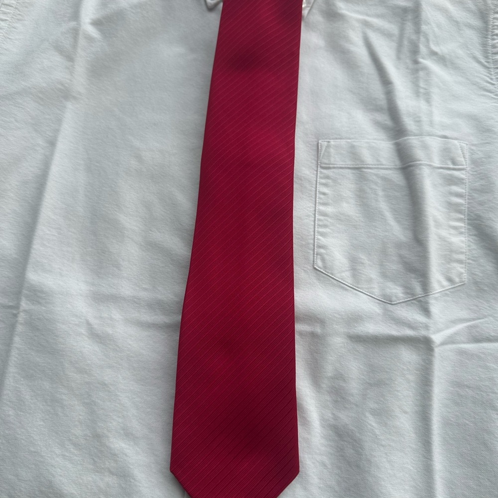 Montebello Italy 100% silk red men tie